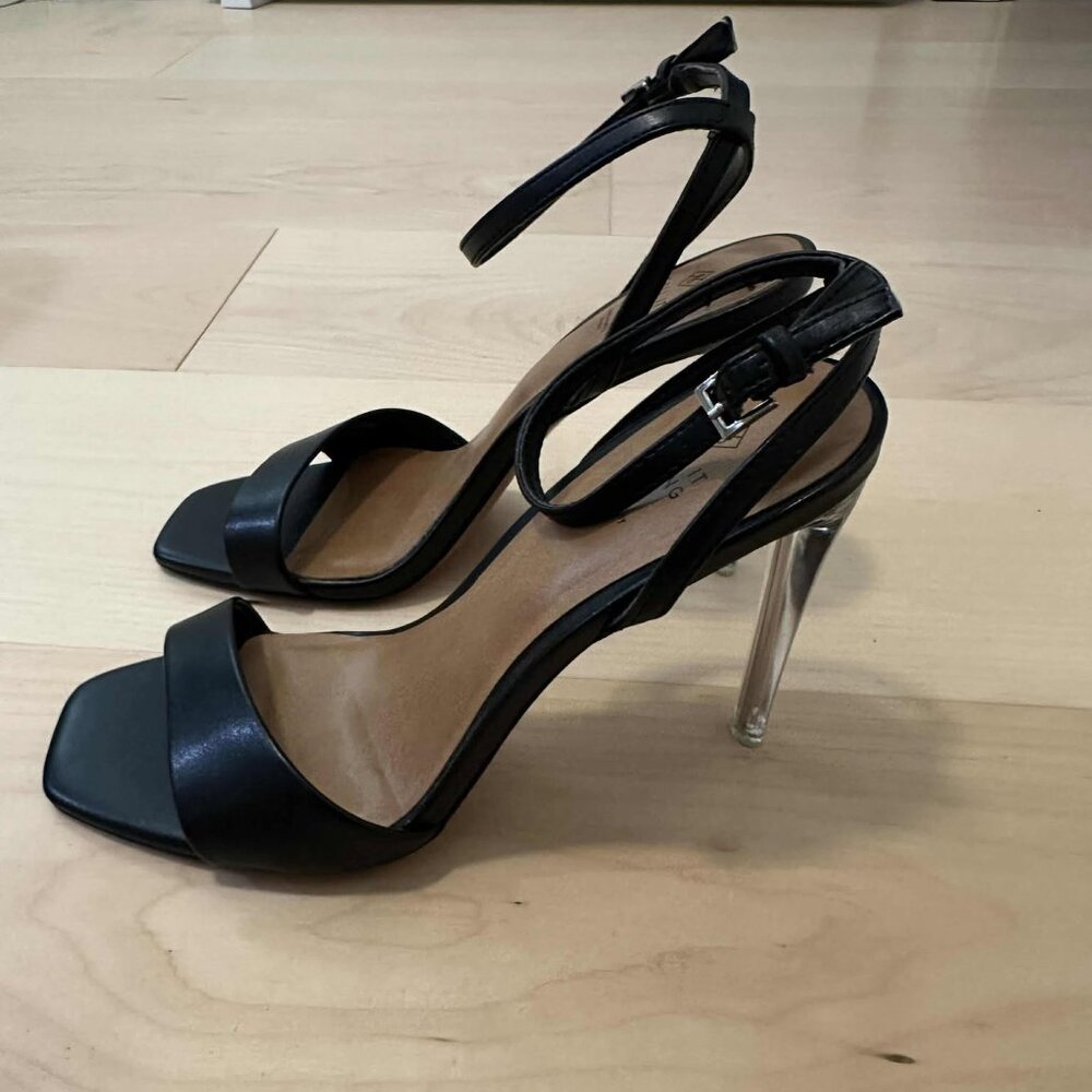 Black Heeled Sandal